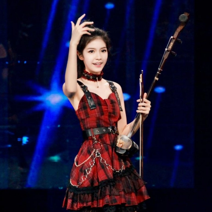 Introduction to Chen Yimiao（erhu）Master performer