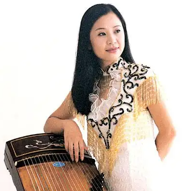 Introduction to Chen Aijuan（guzheng）Master performer