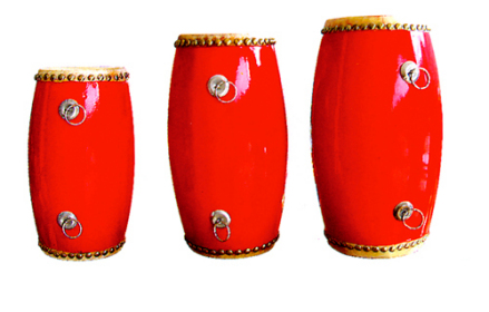 Waist drum performance