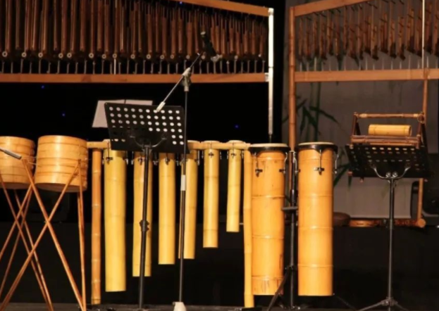 Bamboo drum deals