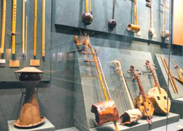 A traditional musical instrument that heals the soul - ding dong