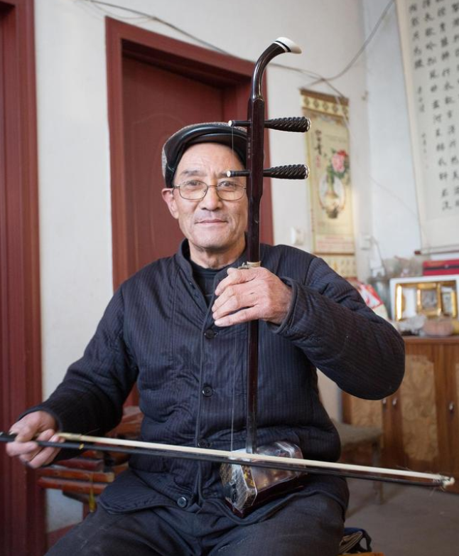 Erhu, a national musical instrument with thousands of years of history