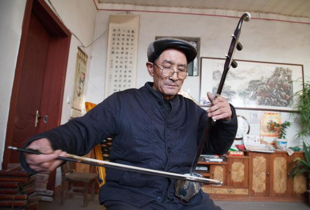 Erhu, a national musical instrument with thousands of years of history