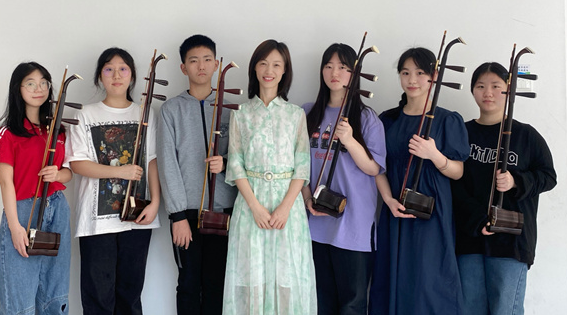 Zhou Lu: Inheriting and innovating the art of erhu, so that the national music will always maintain a strong vitality