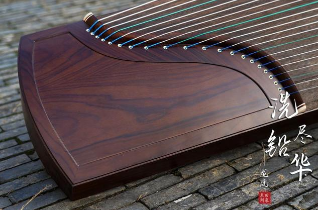 Why so many people learn guzheng, even foreigners like this instrument