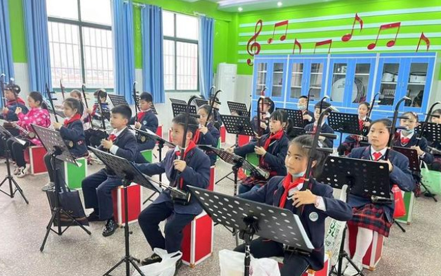 Documentary of Erhu Community Activities of Guangming Road Primary School in Xuchang City