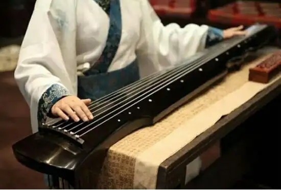 How to avoid hand pain when practicing guqin?