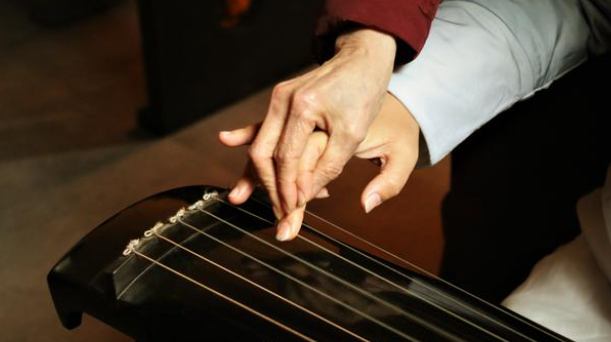 How to learn guqin for beginners?