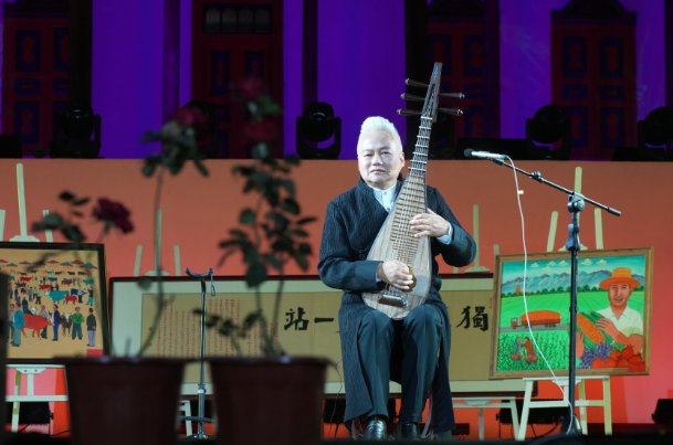 Fang Jinlong Qiuci first performance: 