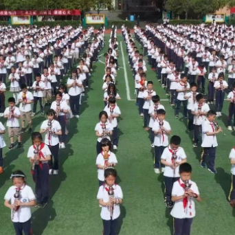  中小学生葫芦丝巴乌云合奏《龙的传人》