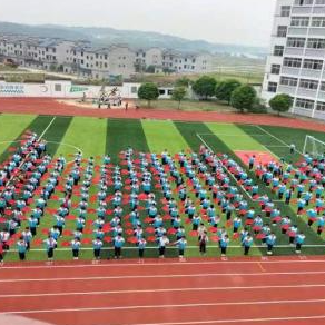 高安市石脑镇中心小学，全面落实“双减”工作